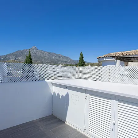 Apartment Penthouse Naranjos - Walk To Banus