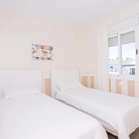 Penthouse Naranjos - Walk To Banus Apartment