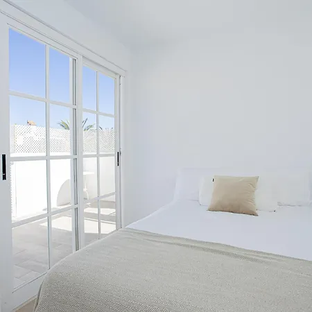 Penthouse Naranjos - Walk To Banus Apartment